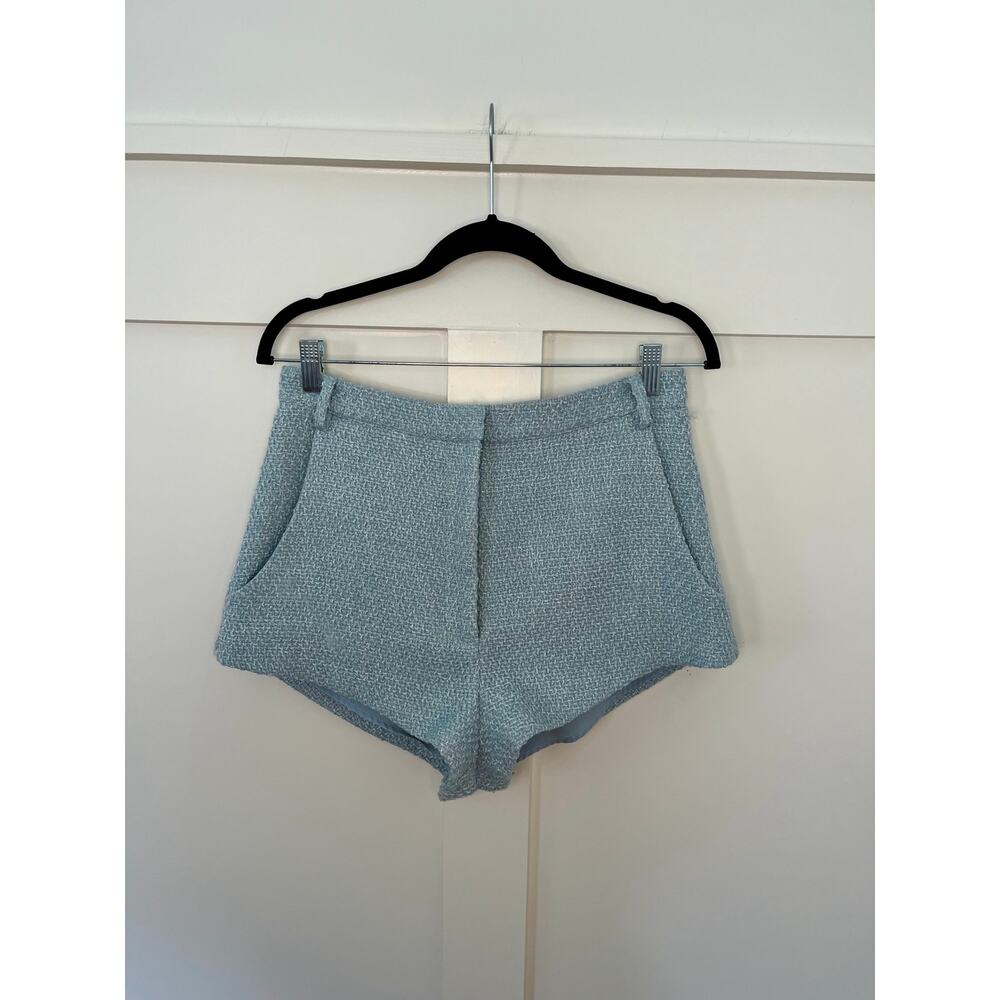 Amanda Uprichard Kelso Shorts in Powder Blue Size Large - Picture 2 of 4